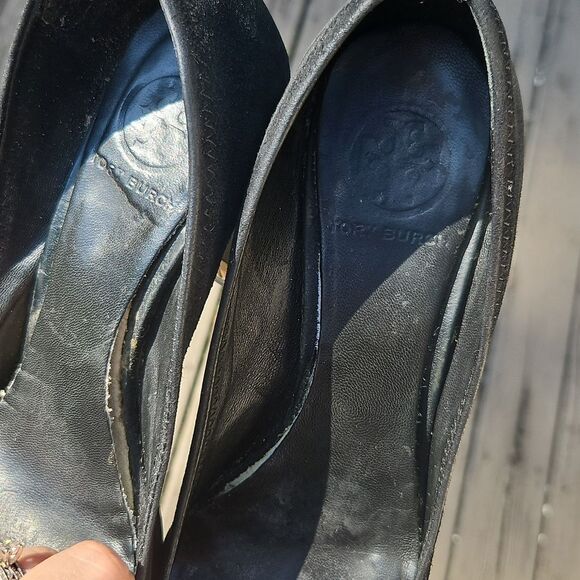 Tory Burch Black Suede Heels with Gold Logo & Block Heel - Project Heels - Picture 4 of 12